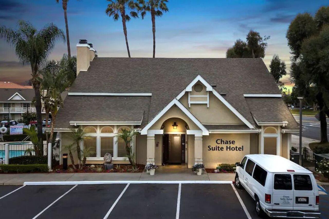 Chase Suites Brea-Fullerton - North Orange County Экстерьер фото