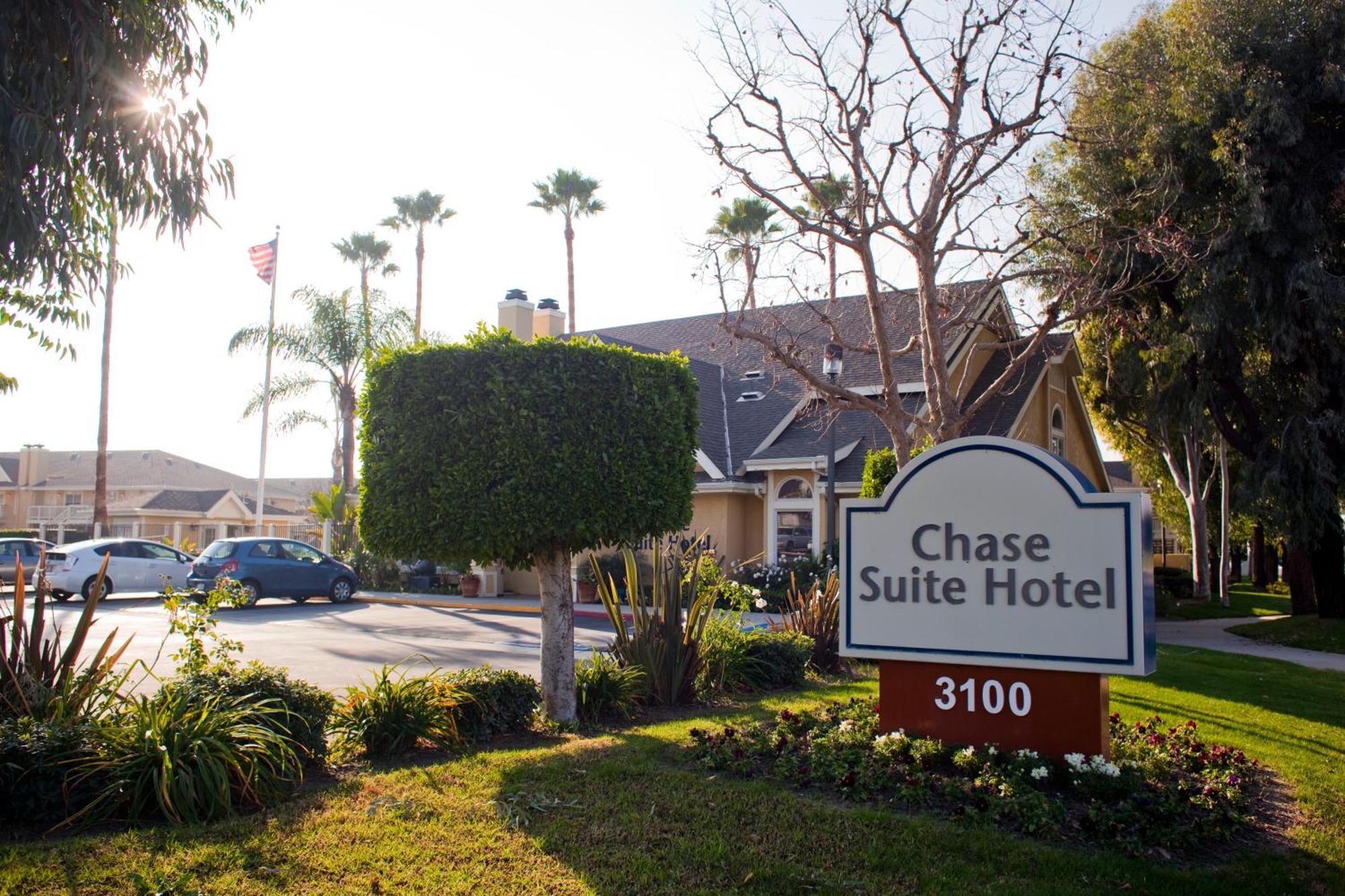 Chase Suites Brea-Fullerton - North Orange County Экстерьер фото